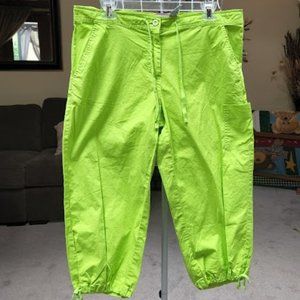 No Boundaries stretch Junior 15 neon green capris
